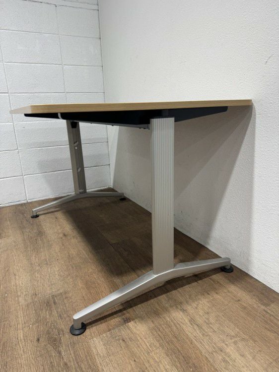 イトーキDEシリーズ ミーティングテーブル 商品画像4