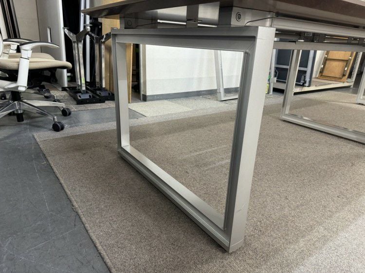 イトーキインフューズシリーズ 3200ミーティングテーブル 商品画像6