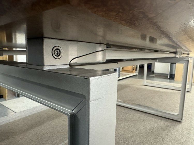 イトーキインフューズシリーズ 3200ミーティングテーブル 商品画像8