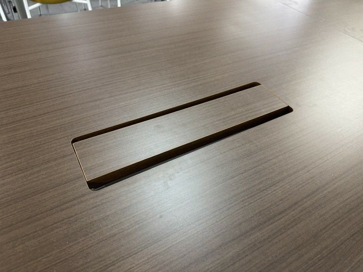 イトーキインフューズシリーズ 3200ミーティングテーブル 商品画像4