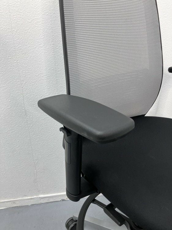 スチールケースパーソナリティシリーズ 肘付パーソナリティチェア 商品画像6