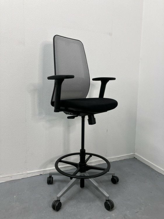 スチールケースパーソナリティシリーズ 肘付パーソナリティチェア 商品画像10