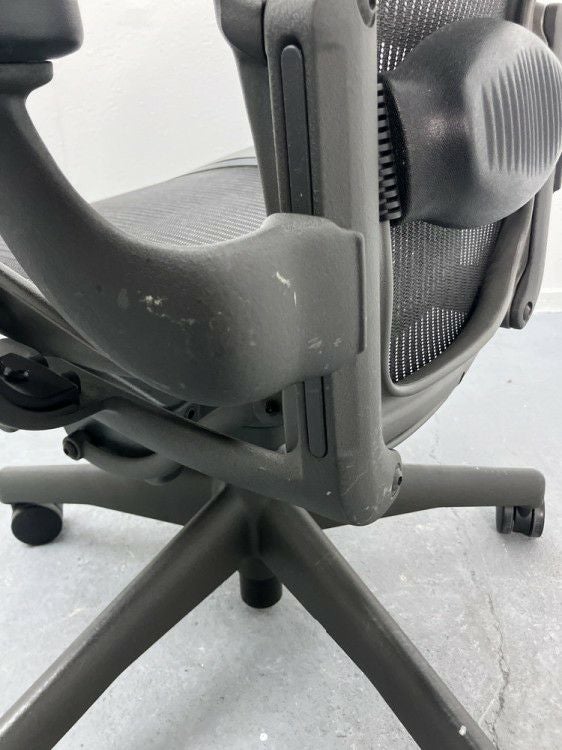 HermanMiller（ハーマンミラー）アーロンチェア 固定肘付アーロンチェア 商品画像11