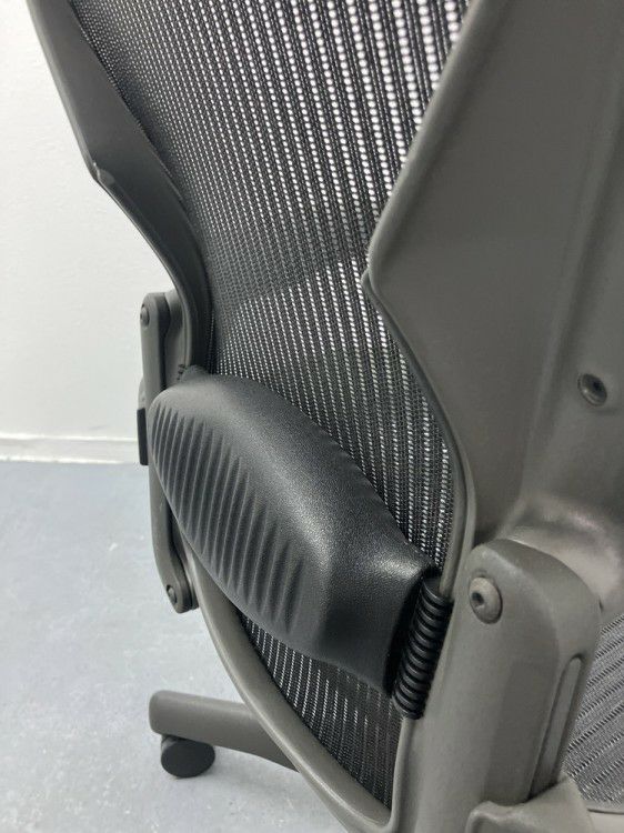 HermanMiller（ハーマンミラー）アーロンチェア 固定肘付アーロンチェア 商品画像13