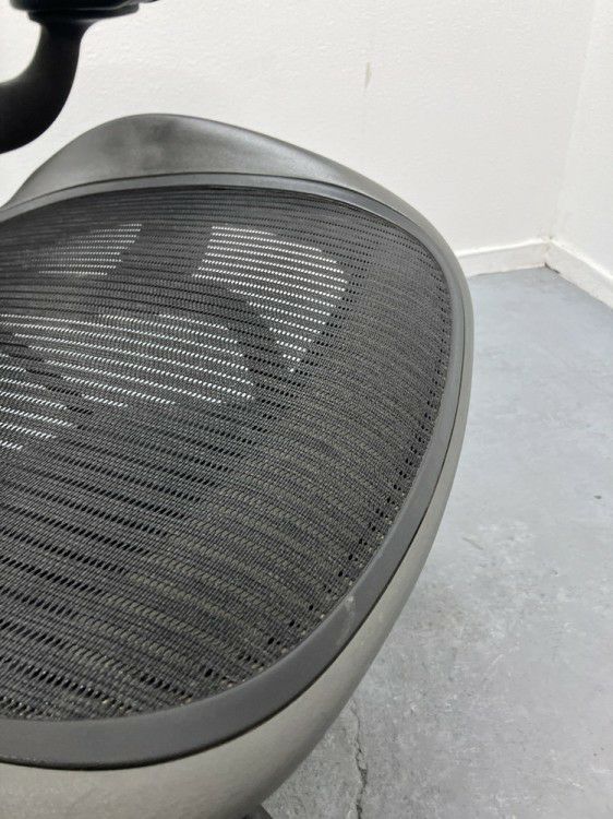 HermanMiller（ハーマンミラー）アーロンチェア 固定肘付アーロンチェア 商品画像14