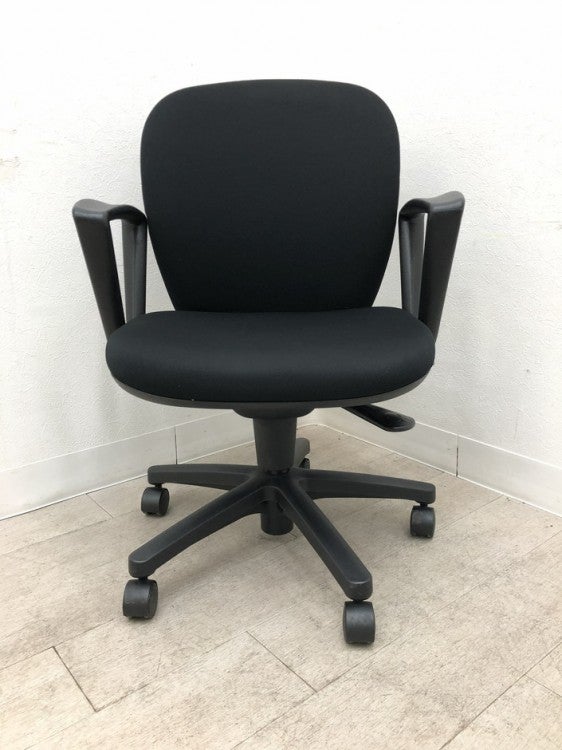 イトーキリエットチェア 固定肘付リエットチェア 商品画像2