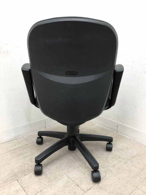 イトーキリエットチェア 固定肘付リエットチェア 商品画像4