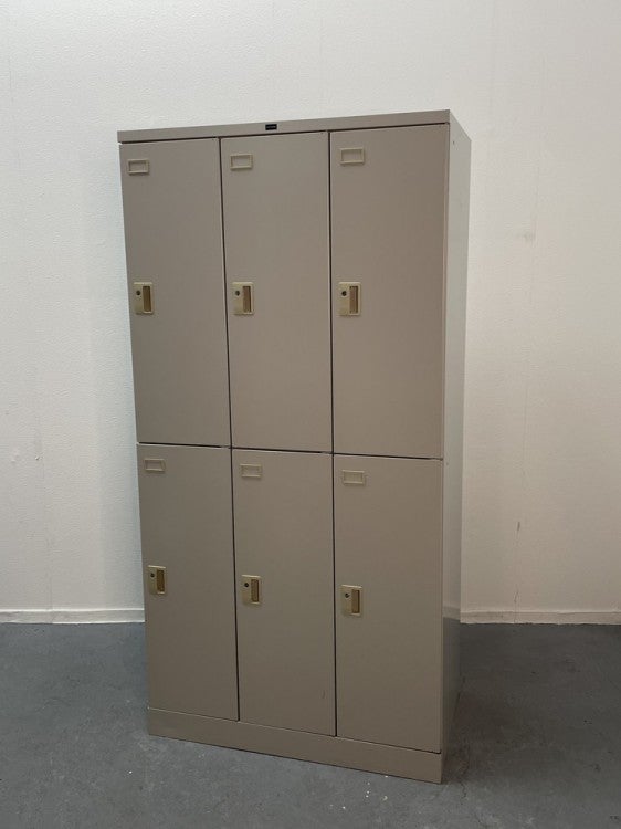 ウチダ（内田洋行）NF型シリーズ 6人用ロッカー 商品画像1