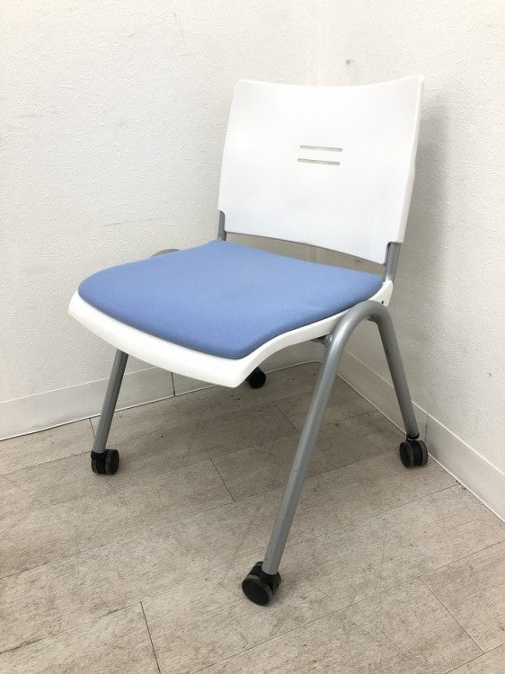 サンケイスタッキングチェア4脚セット 商品画像3