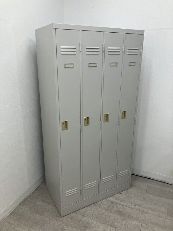 イトーキJ型シリーズ 4人用ロッカー 商品画像1