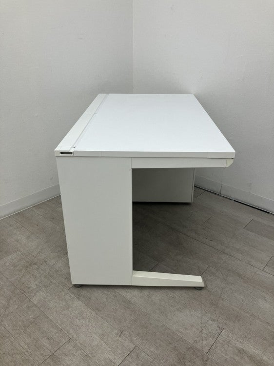 オカムラADVANCE（アドバンス）シリーズ 1200片袖デスク 商品画像3