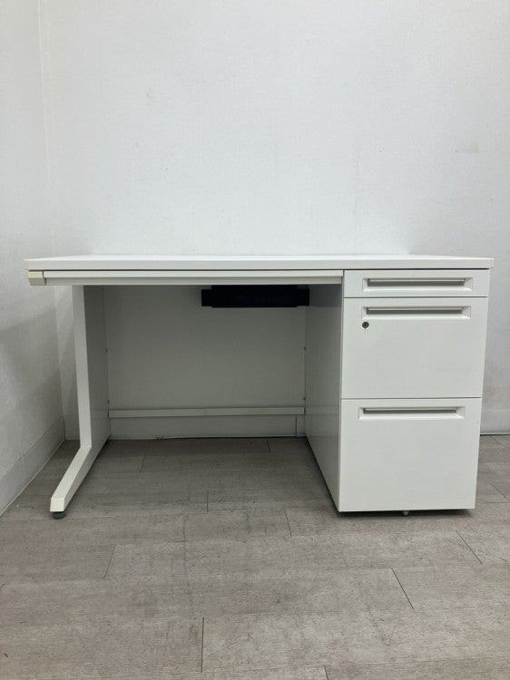 オカムラADVANCE（アドバンス）シリーズ 1200片袖デスク 商品画像16