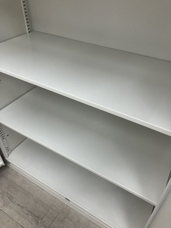 イトーキシンラインシリーズ 両開き上下書庫 商品画像10