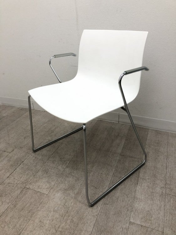 arper（アルペール）キャティファ53シリーズ スタッキングチェア4脚セット 商品画像3