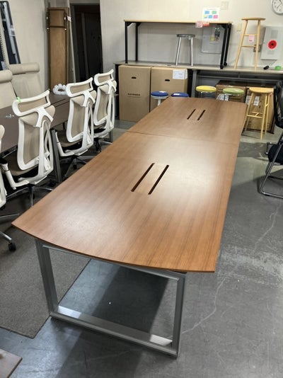 イトーキインフューズシリーズ 3600ミーティングテーブル 商品画像1