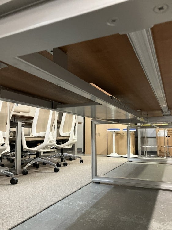 イトーキインフューズシリーズ 3600ミーティングテーブル 商品画像8