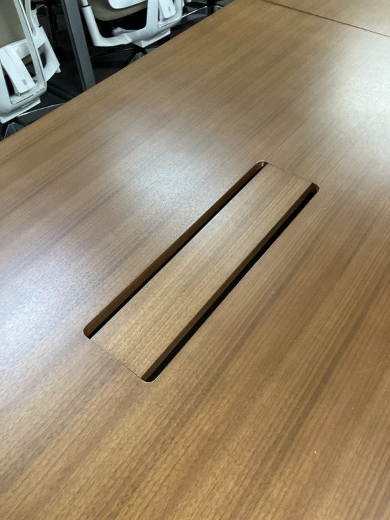 イトーキインフューズシリーズ 3600ミーティングテーブル 商品画像9