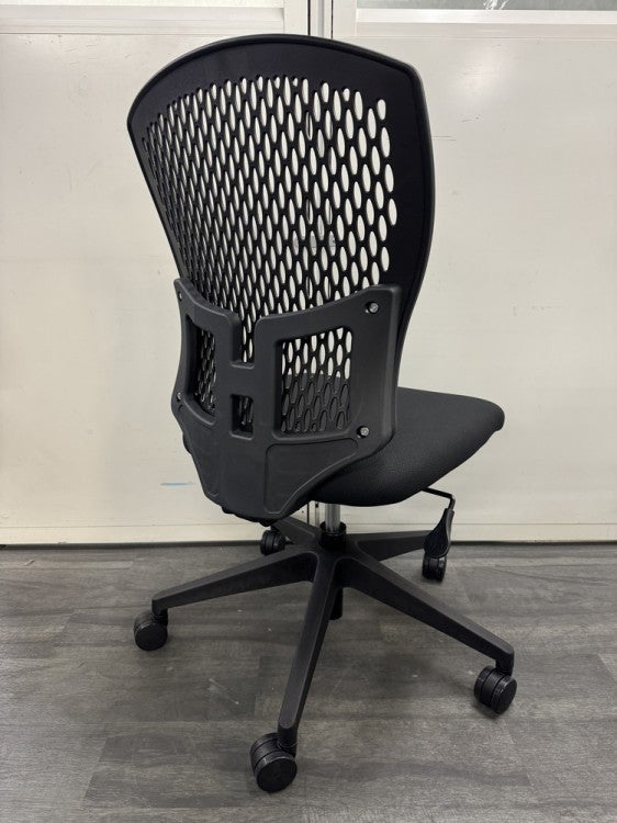 井上金庫D4Cシリーズ OAチェア 商品画像2