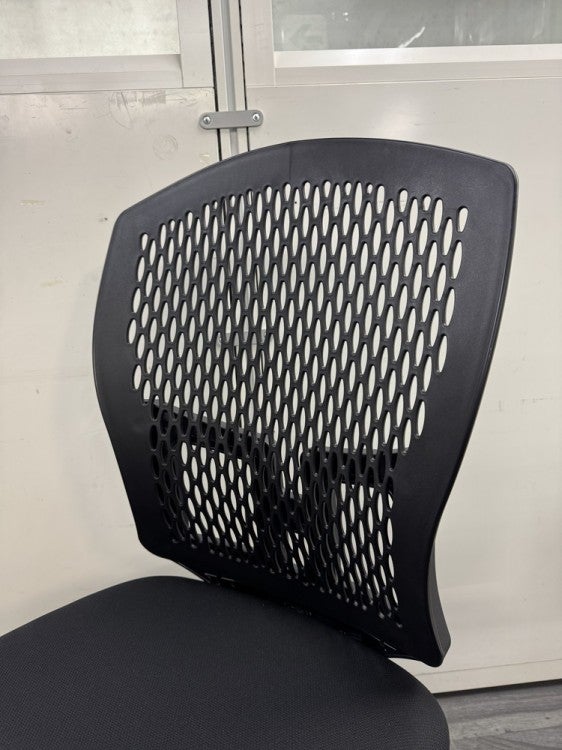 井上金庫D4Cシリーズ OAチェア 商品画像3