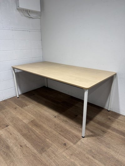 イトーキDCシリーズ ミーティングテーブル 商品画像1