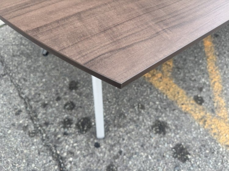 イトーキDZシリーズ 3600ミーティングテーブル 商品画像4