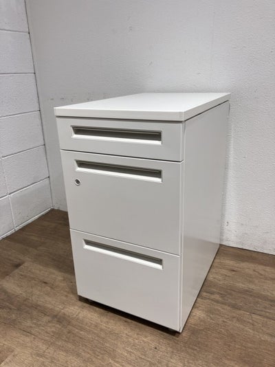 ウチダ（内田洋行）脇机 商品画像1