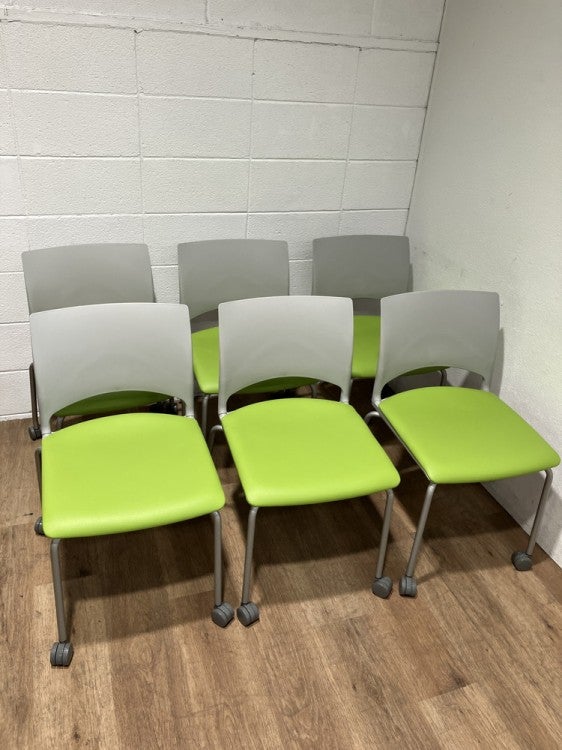 ライオンエピットシリーズ スタッキングチェア6脚セット 商品画像1