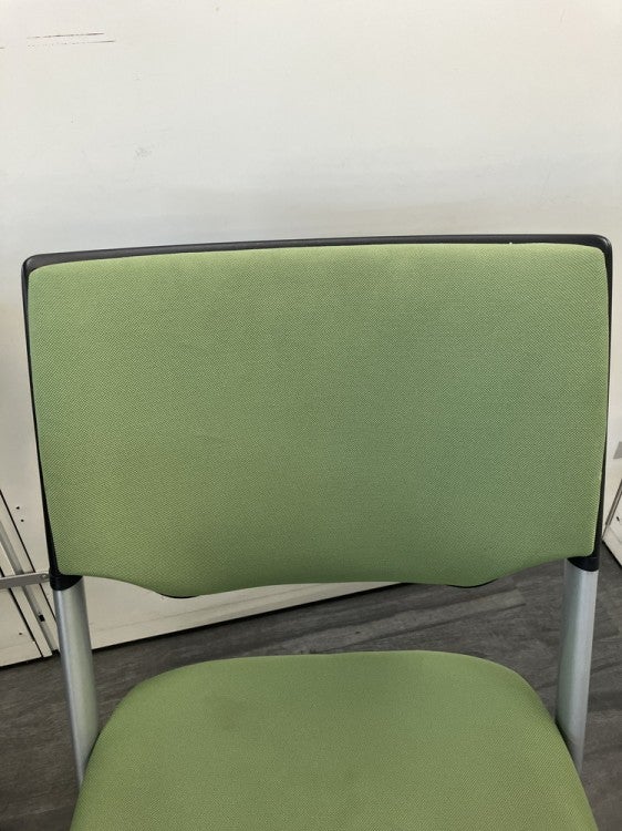 イトーキレクシブシリーズ ネスティングチェア 商品画像5