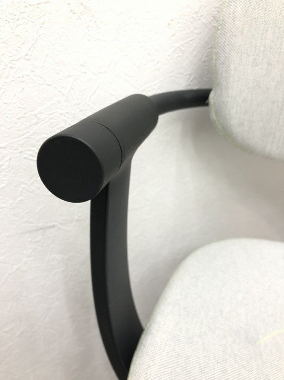 イトーキvertebra03（バーテブラ03 ）シリーズ ミーティングチェア 商品画像10