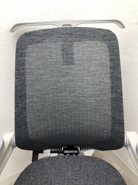 イトーキノート(nort)チェア 可動肘付ノートチェア 商品画像6