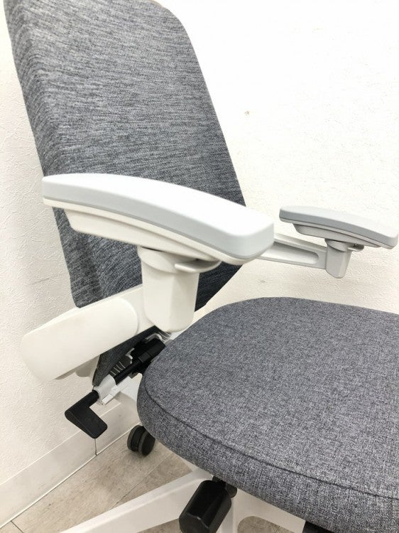 イトーキノート(nort)チェア 可動肘付ノートチェア 商品画像8