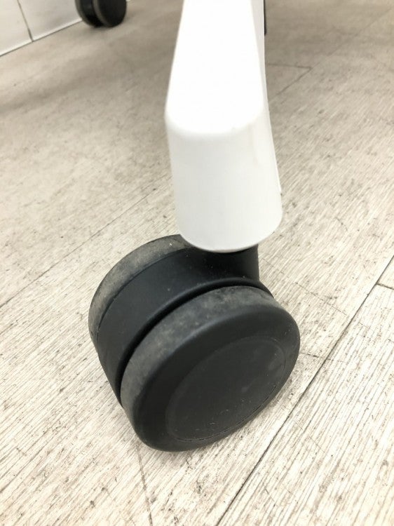 イトーキノート(nort)チェア 可動肘付ノートチェア 商品画像10