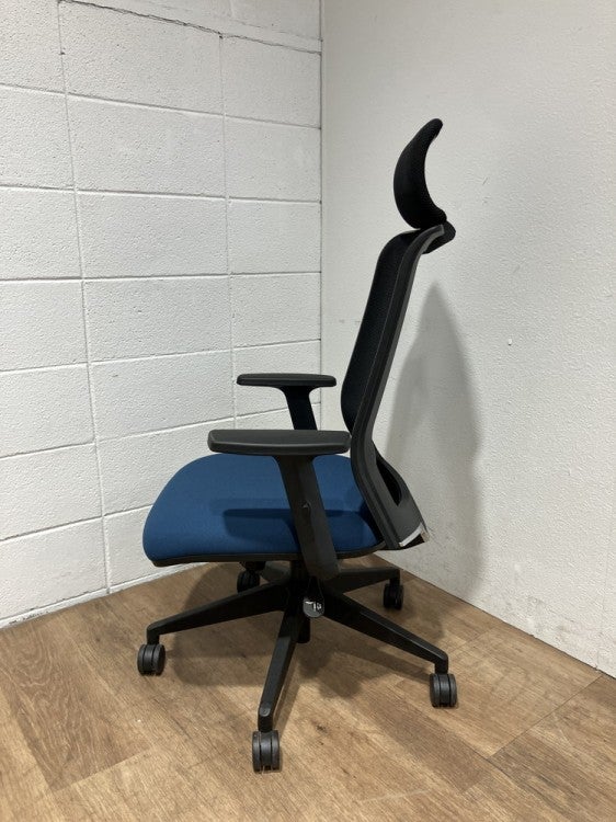 コクヨエントリー（ENTRY）チェア 可動肘付エントリーチェア 商品画像3