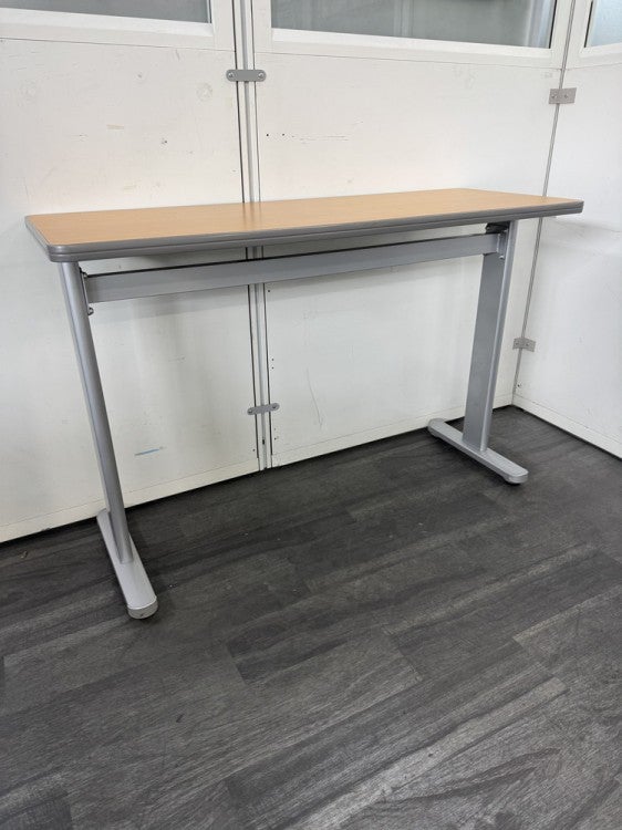 コクヨカウンターテーブル 商品画像1