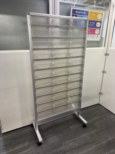 イトーキパンフレットラック 商品画像1