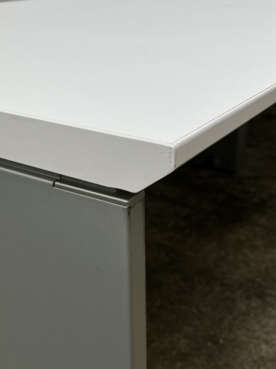 オカムラプロユニット フリーウェイシリーズ 3200フリーアドレスデスク 商品画像17