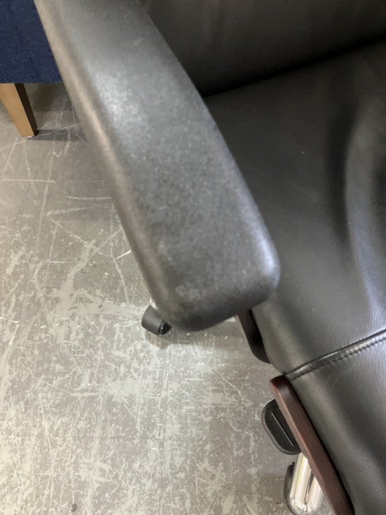 ウチダ（内田洋行）役員チェア 商品画像13