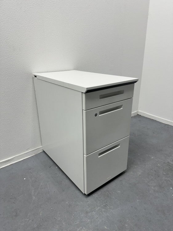 コクヨisシリーズ 脇机 商品画像1