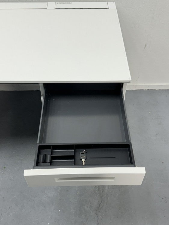 コクヨisシリーズ 1400片袖デスク 商品画像9