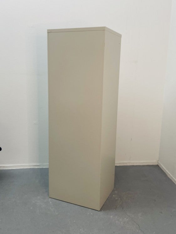 オカムラKZ-2シリーズ 2人用ロッカー 商品画像3