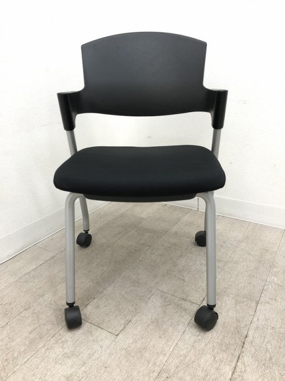 コクヨプロッティシリーズ スタッキングチェア 商品画像2