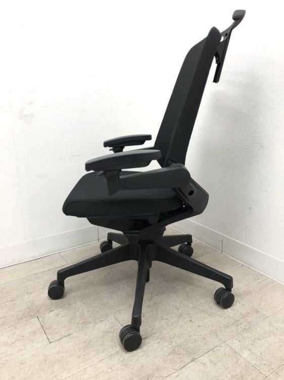 イトーキノート(nort)チェア 可動肘付ノートチェア 商品画像3