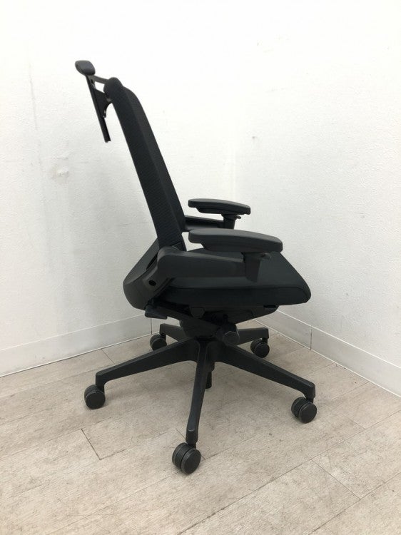 イトーキノート(nort)チェア 可動肘付ノートチェア 商品画像5