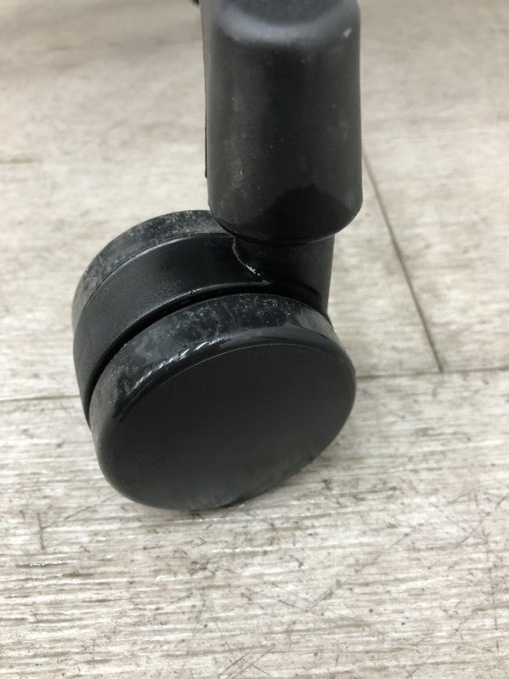 イトーキノート(nort)チェア 可動肘付ノートチェア 商品画像8