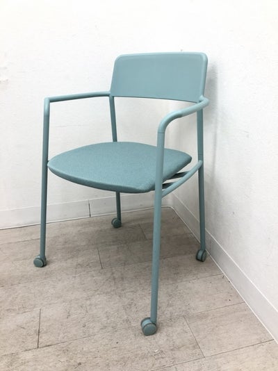 コクヨエニー(Any)シリーズ ネスティングチェア 商品画像1