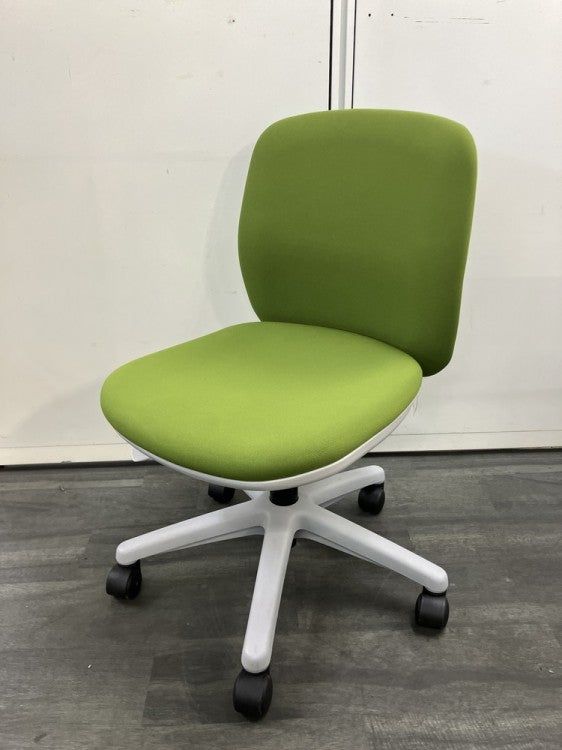 ウチダ（内田洋行）エニーザチェア 商品画像1