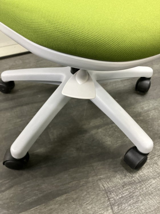 ウチダ（内田洋行）エニーザチェア 商品画像7