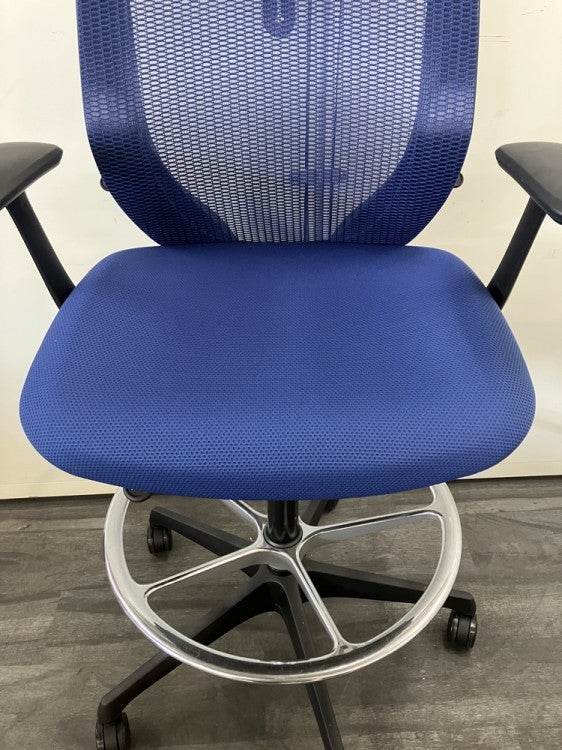 オカムラSylphy(シルフィー)チェア 固定肘付ハイチェア 商品画像5