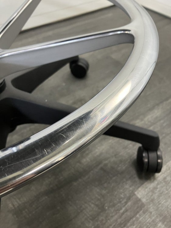 オカムラSylphy(シルフィー)チェア 固定肘付ハイチェア 商品画像10