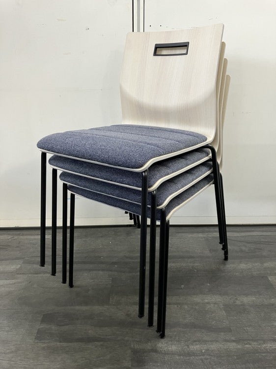 オカムラスイープシリーズ スタッキングチェア4脚セット 商品画像7